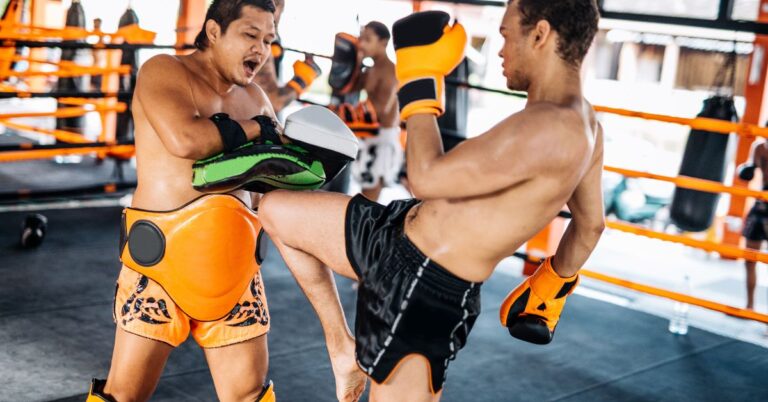 Muay Thai för nybörjare Testa Thailands nationalsport